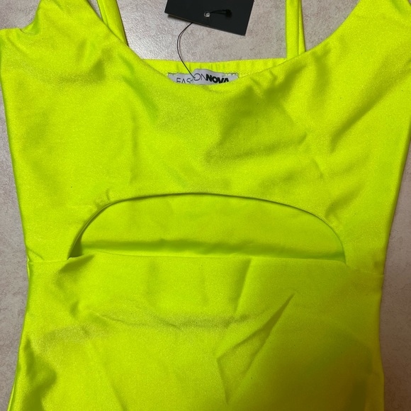 Neon Green Nightlife dress - Picture 3 of 5